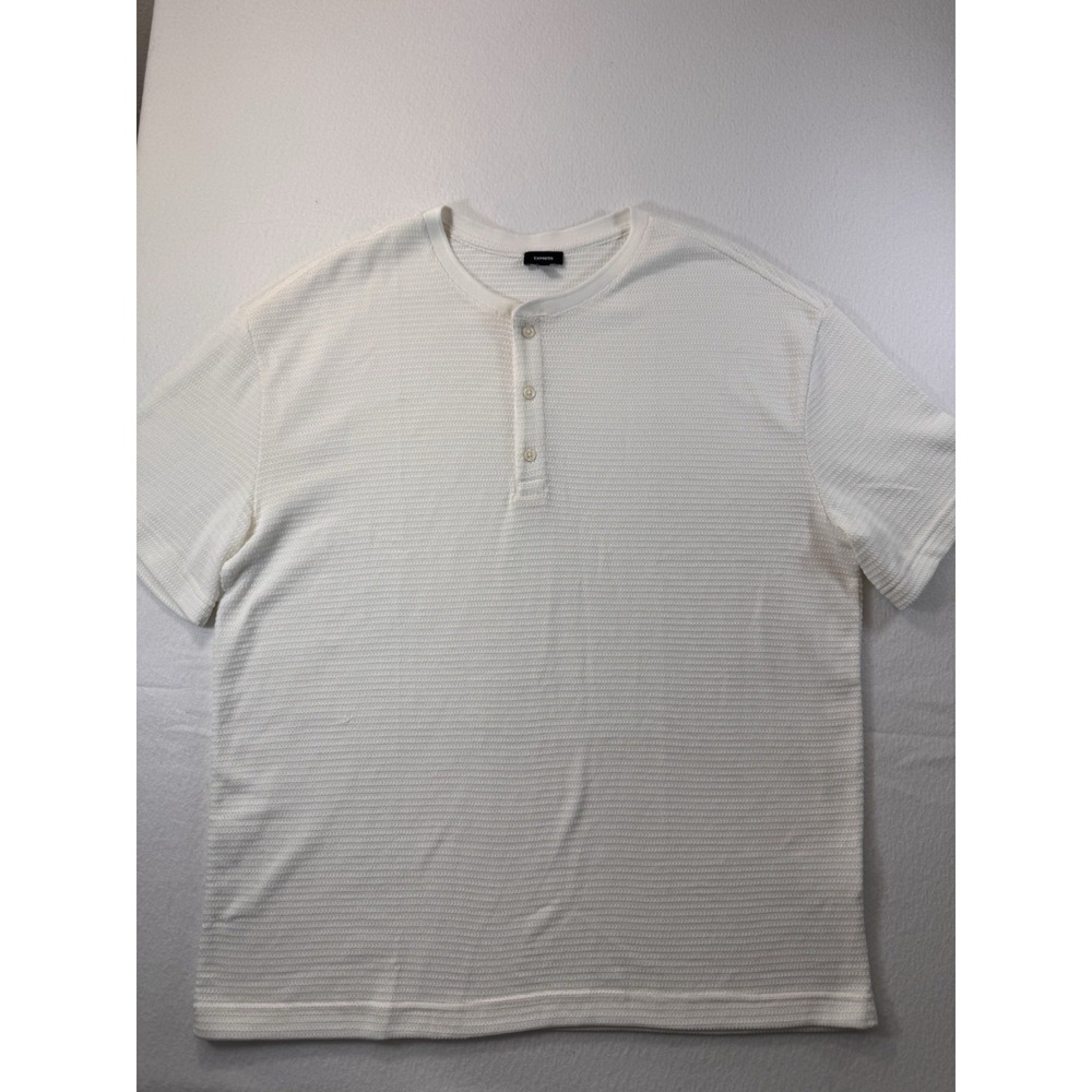 Express Mens Textured Henley Large White Classic Fit Short Sleeve Casual EUC